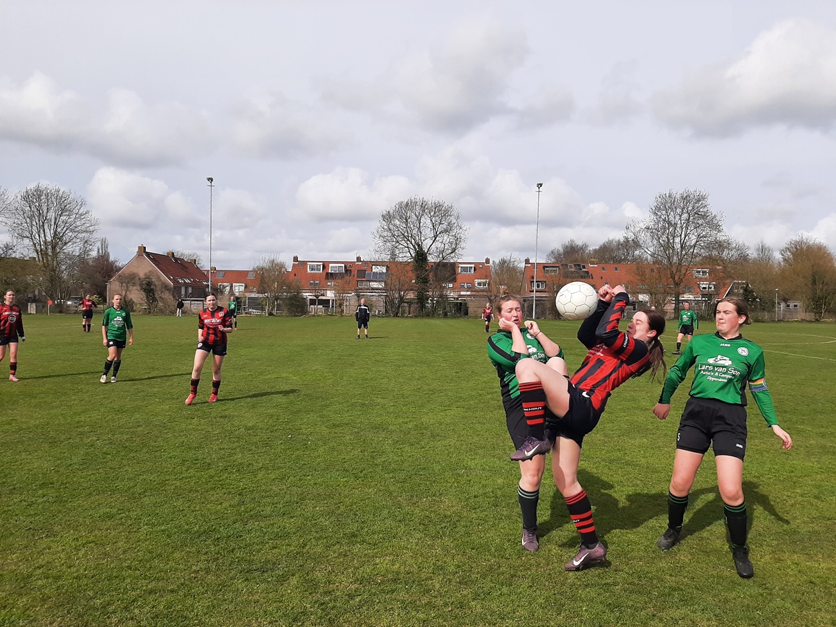 Vrouwen 1: DRUK ZETTEN!!!!